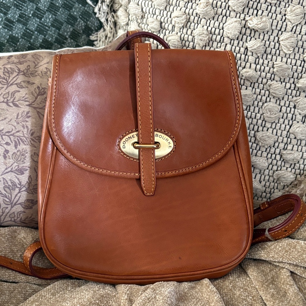 Small dooney and Bourke Florentine leather backpack.